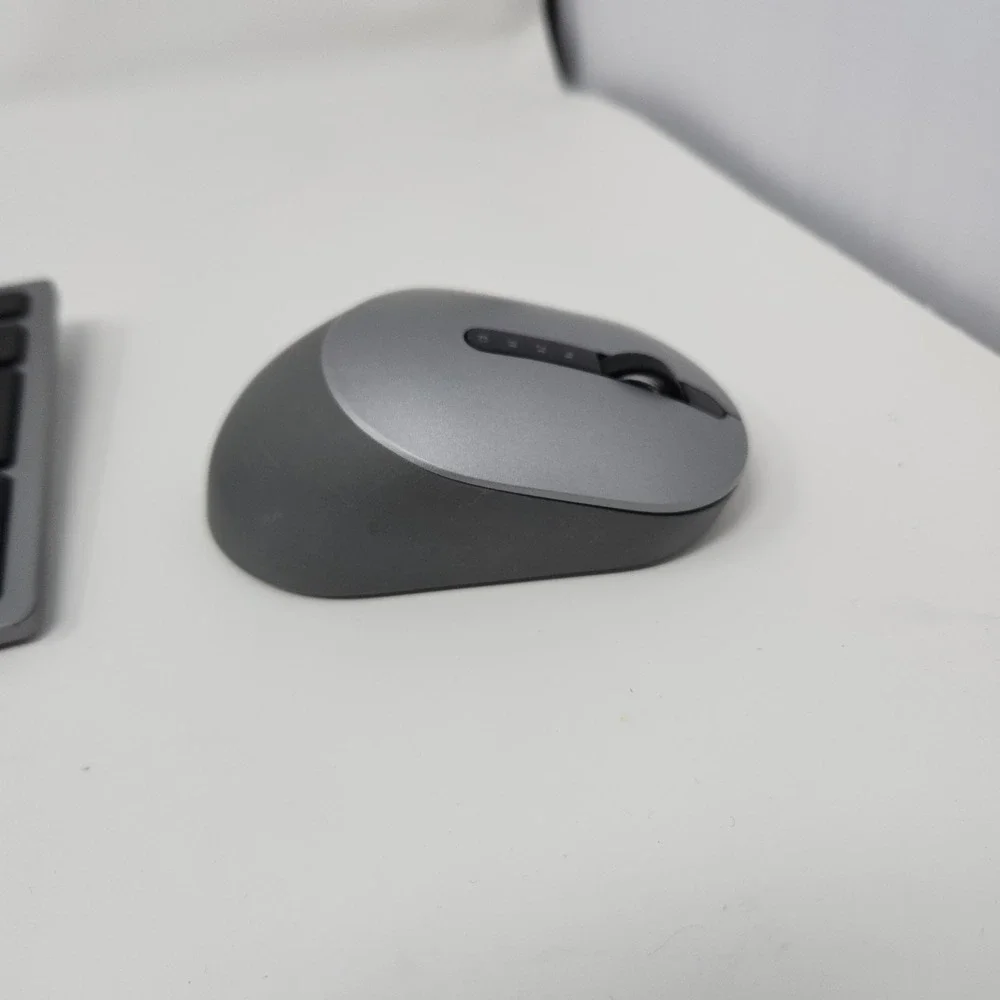 Dell KB7221WT Wireless Bluetooth Wireless Keyboard Mouse Gray Combo No Dongle